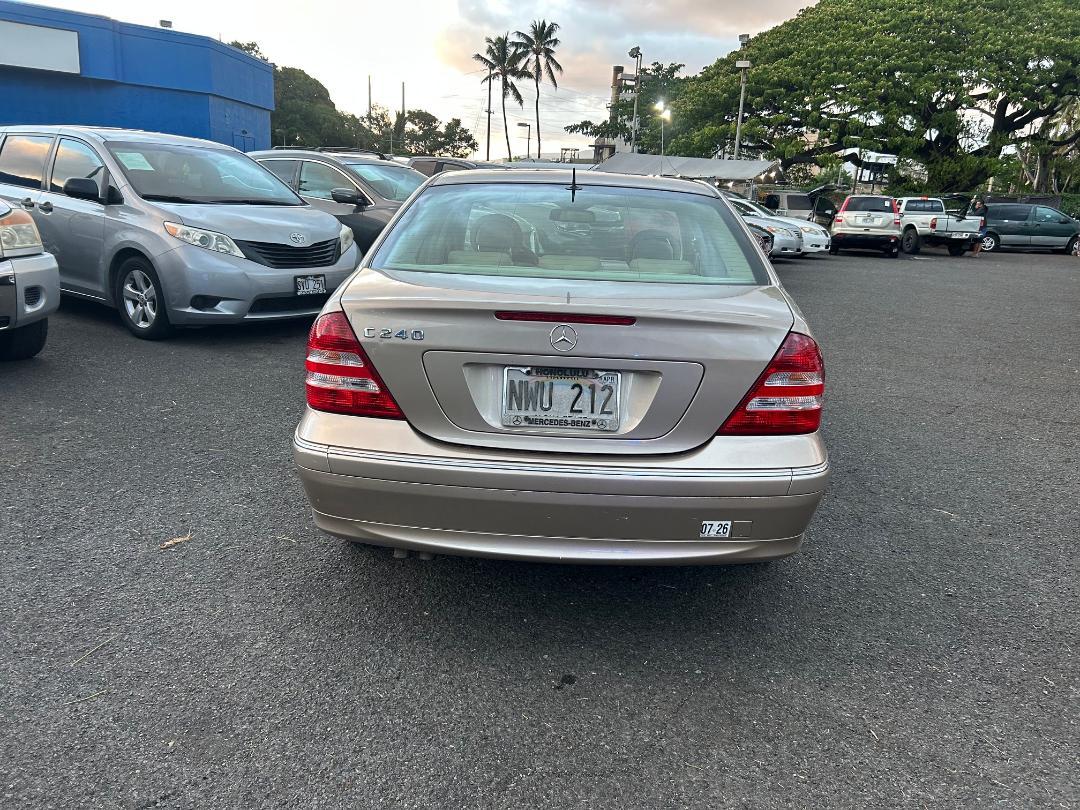 Mercedes-Benz C-Class 4dr Sdn 2.6L 2005