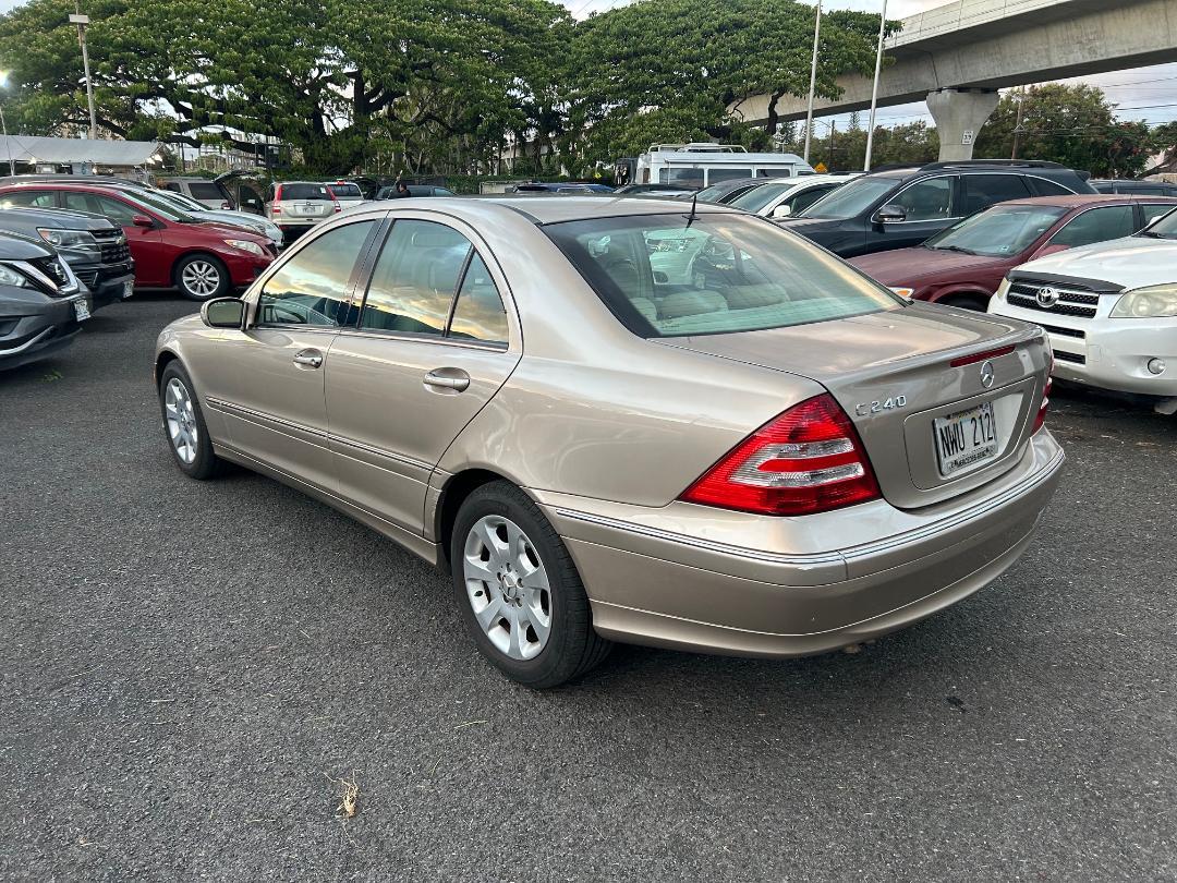 Mercedes-Benz C-Class 4dr Sdn 2.6L 2005