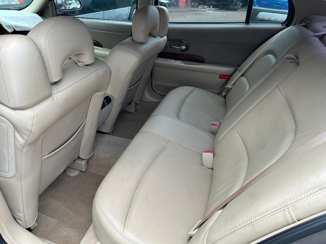 Buick LeSabre 4dr Sdn Limited 2004