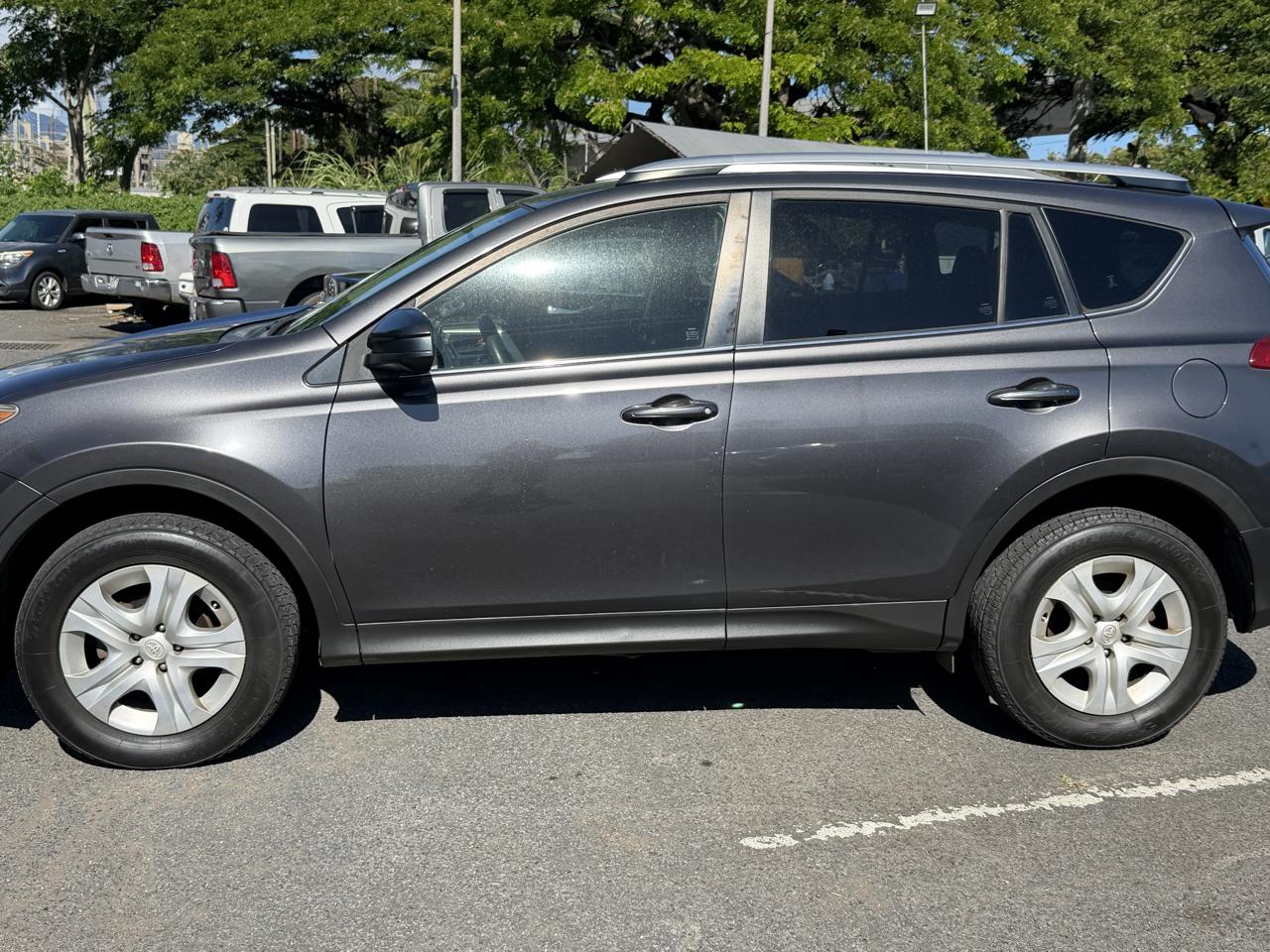 Toyota RAV4 AWD 4dr LE (Natl) 2015