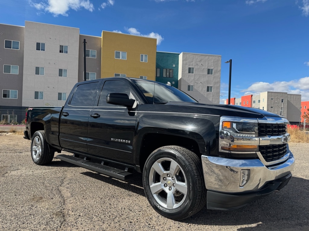 2017 Chevrolet Silverado 1500 LT's photo