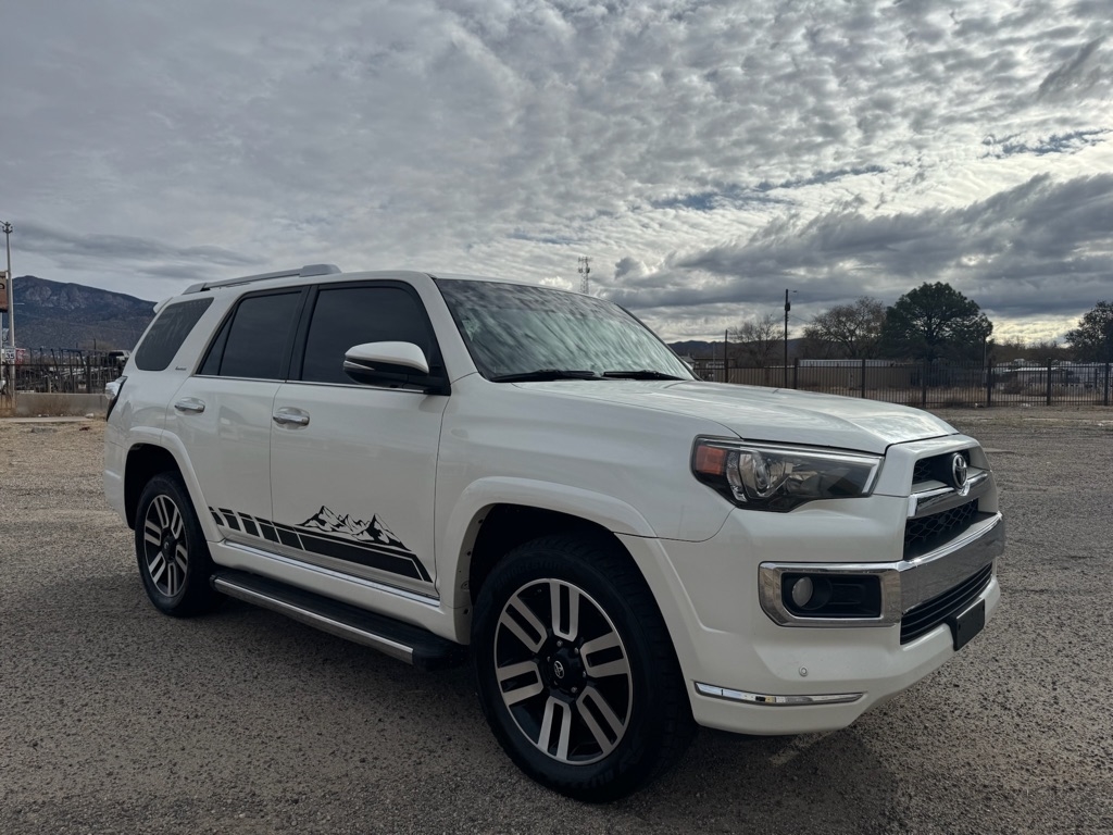 2017 Toyota 4Runner SR5 4WD