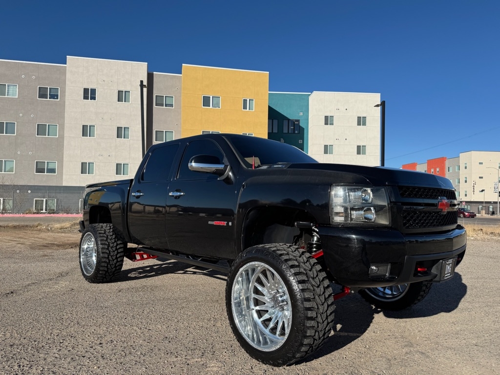 2007 Chevrolet Silverado 1500 LT1 Crew Cab 4WD