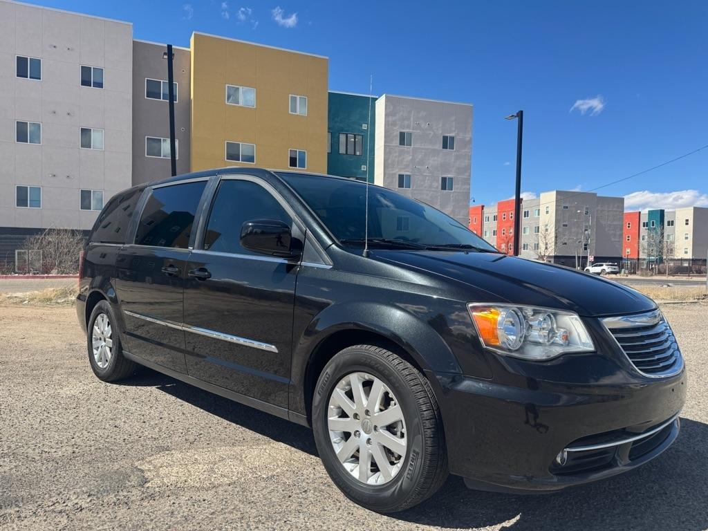 2013 Chrysler Town & Country Touring