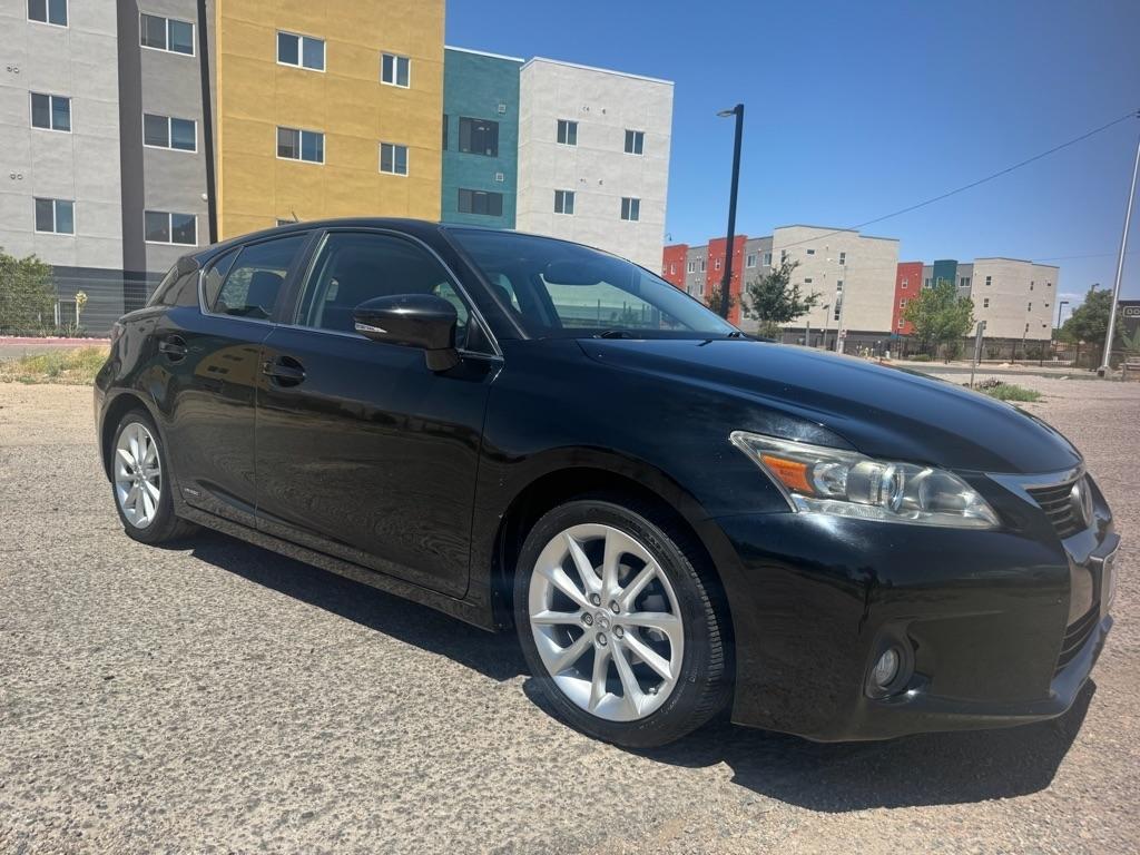 2013 Lexus CT 200h 200h's photo