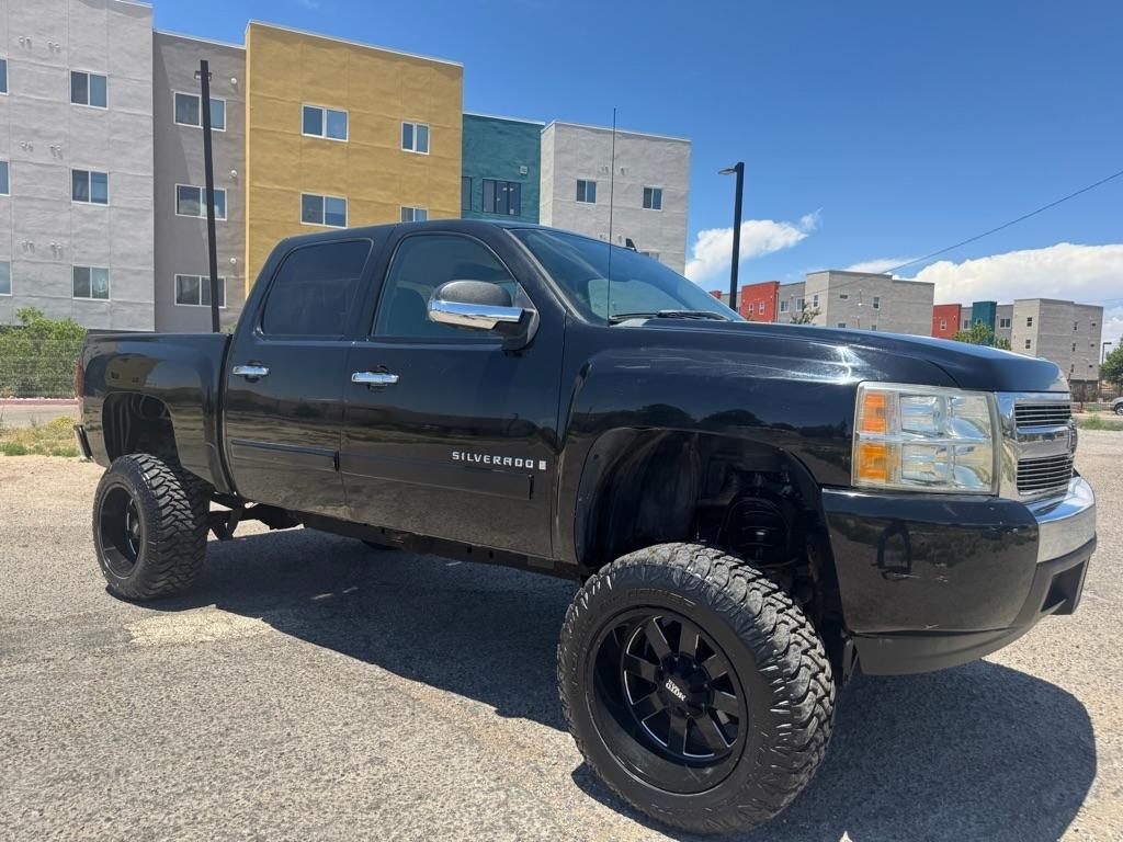2007 Chevrolet Silverado 1500 LT1 Crew Cab 4WD