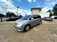 2015 Toyota Sienna  2015 Toyota Sienna