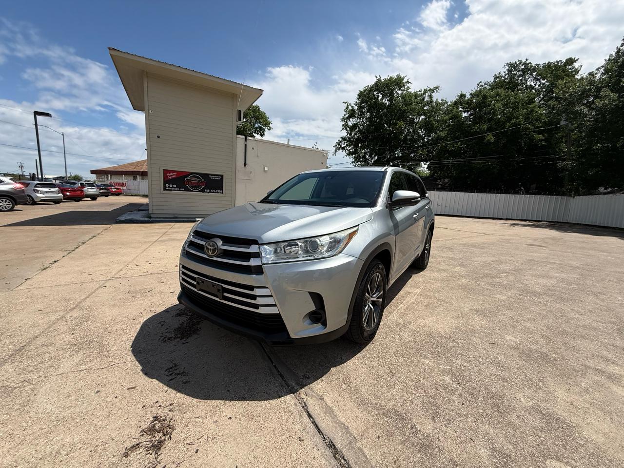 2018 Toyota Highlander LE