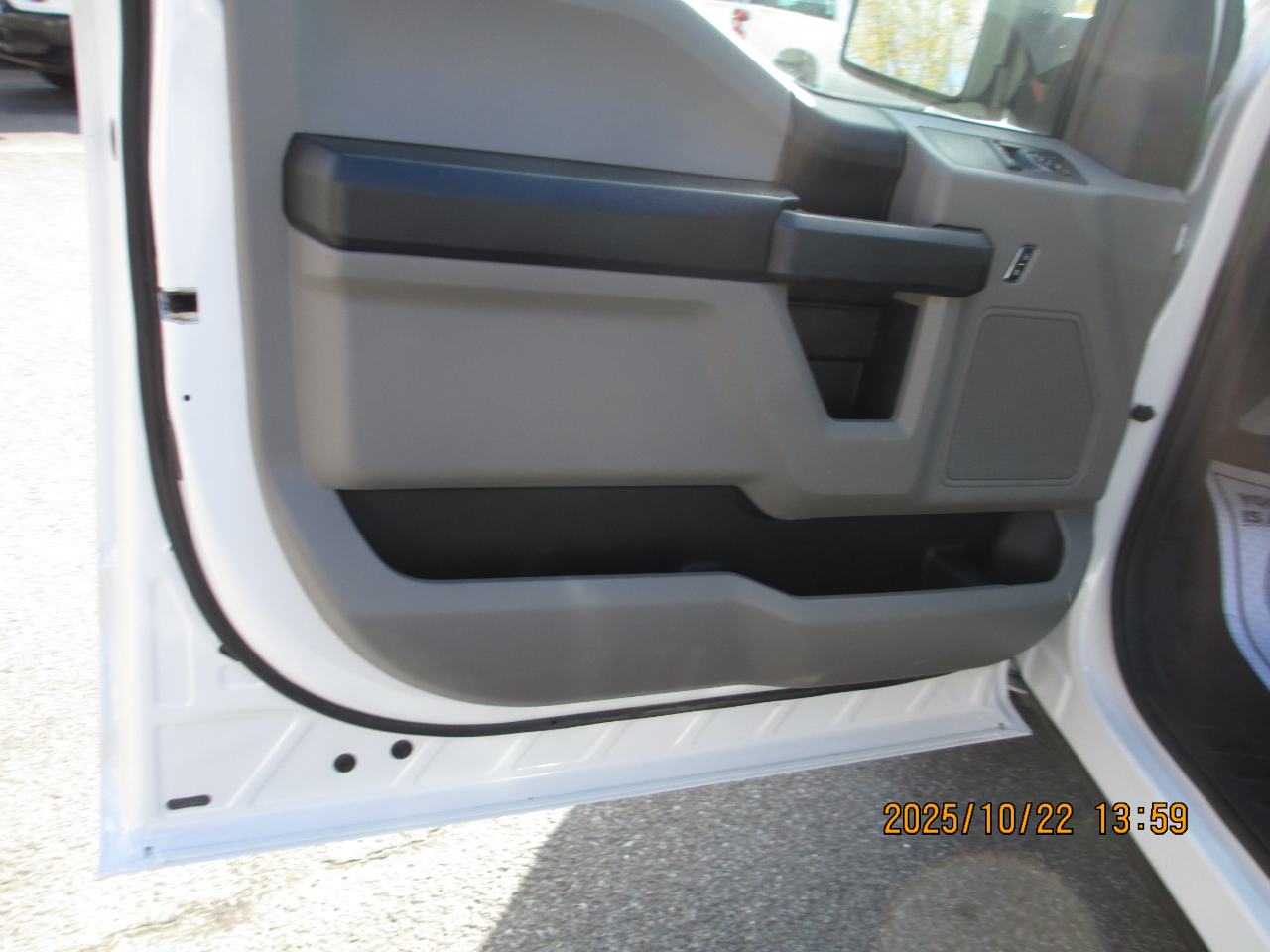 Ford F-150 XL 6.5-ft. Bed 2WD 2016 Ford F-150 XL 6.5-ft. Bed 2WD 2016