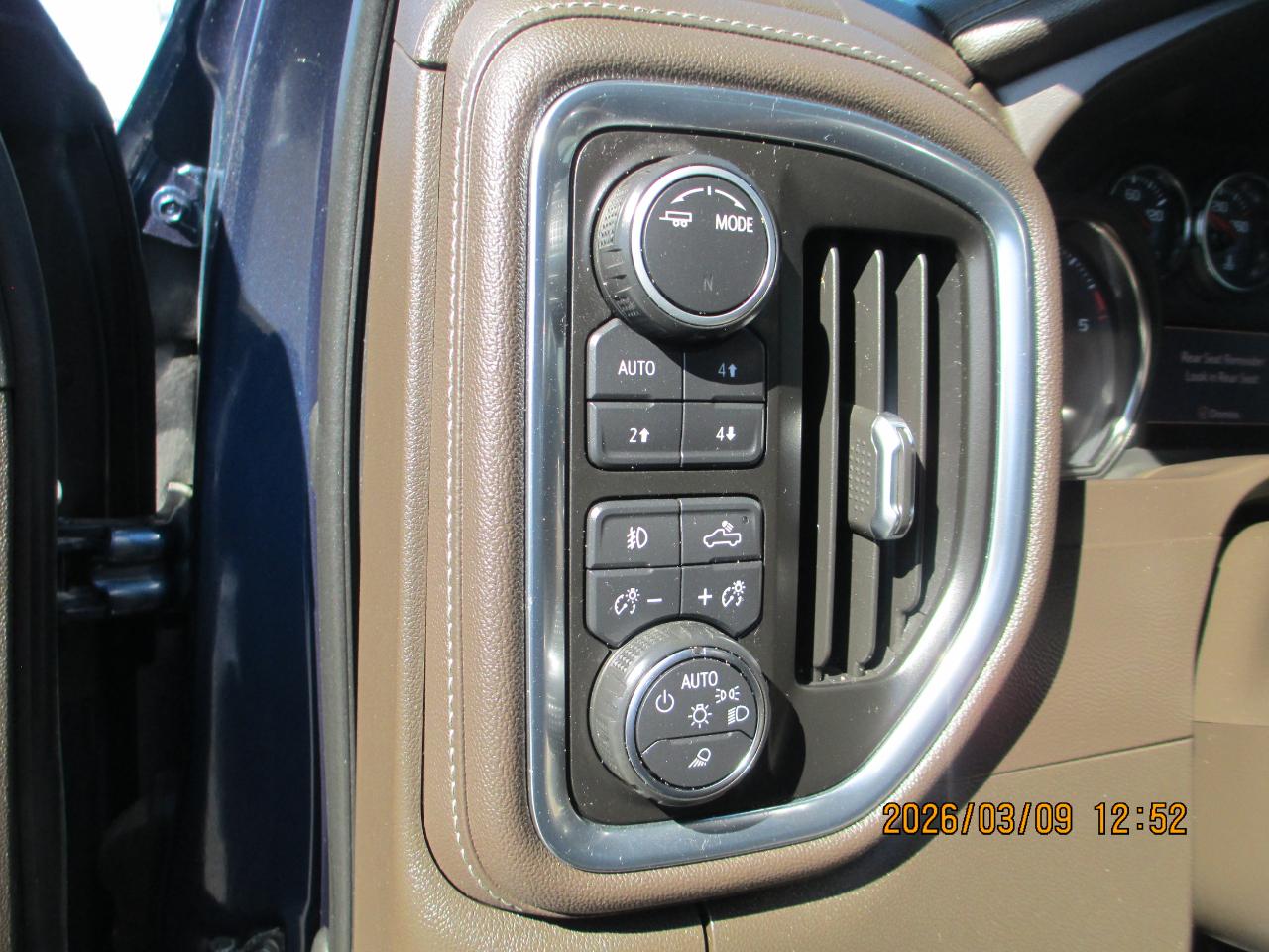 Chevrolet Silverado 2500HD 4WD Crew Cab 159" LTZ 2020