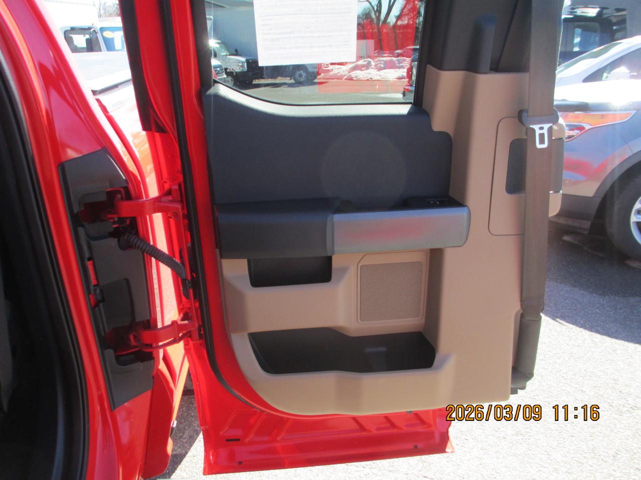 Ford F-150 XLT 4WD SuperCab 6.5' Box 2022