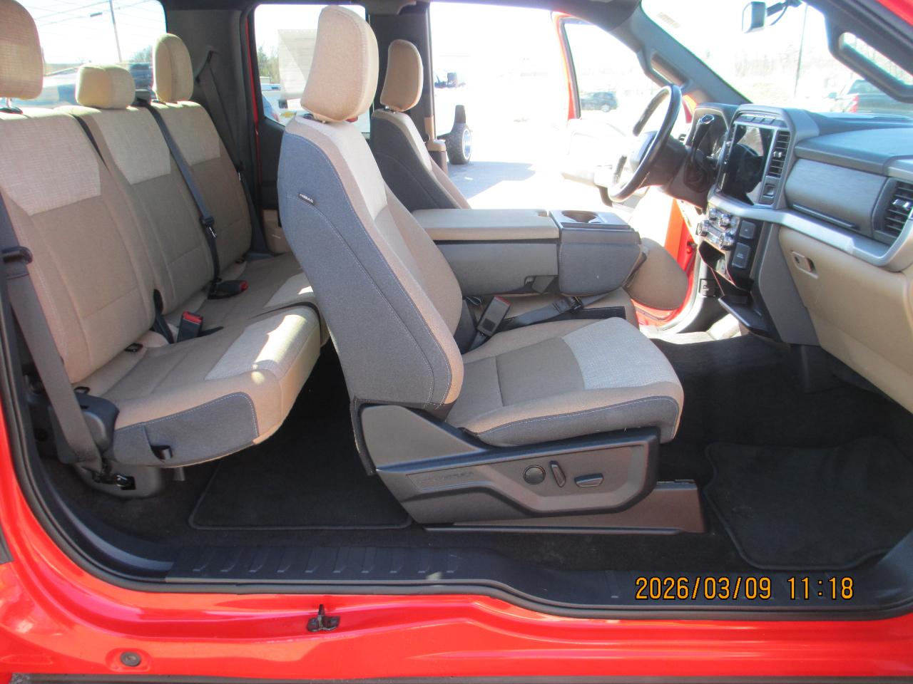 Ford F-150 XLT 4WD SuperCab 6.5' Box 2022