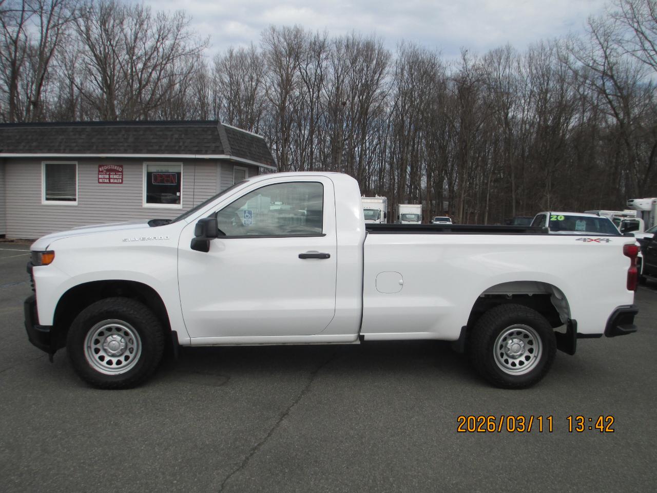 Chevrolet Silverado 1500 4WD Reg Cab 140" Work Truck 2021