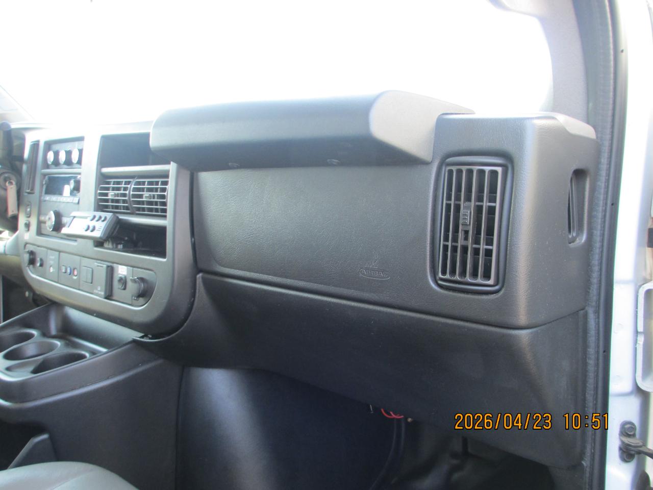 GMC Savana Commercial Cutaway 3500 Van 139" 2020