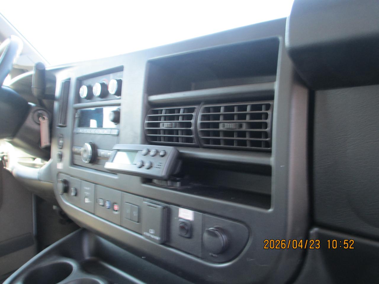 GMC Savana Commercial Cutaway 3500 Van 139" 2020