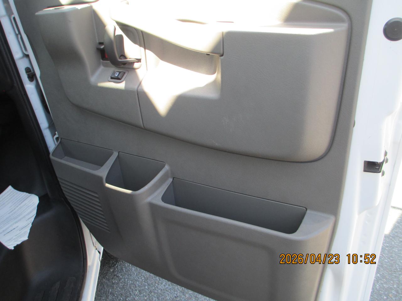 GMC Savana Commercial Cutaway 3500 Van 139" 2020