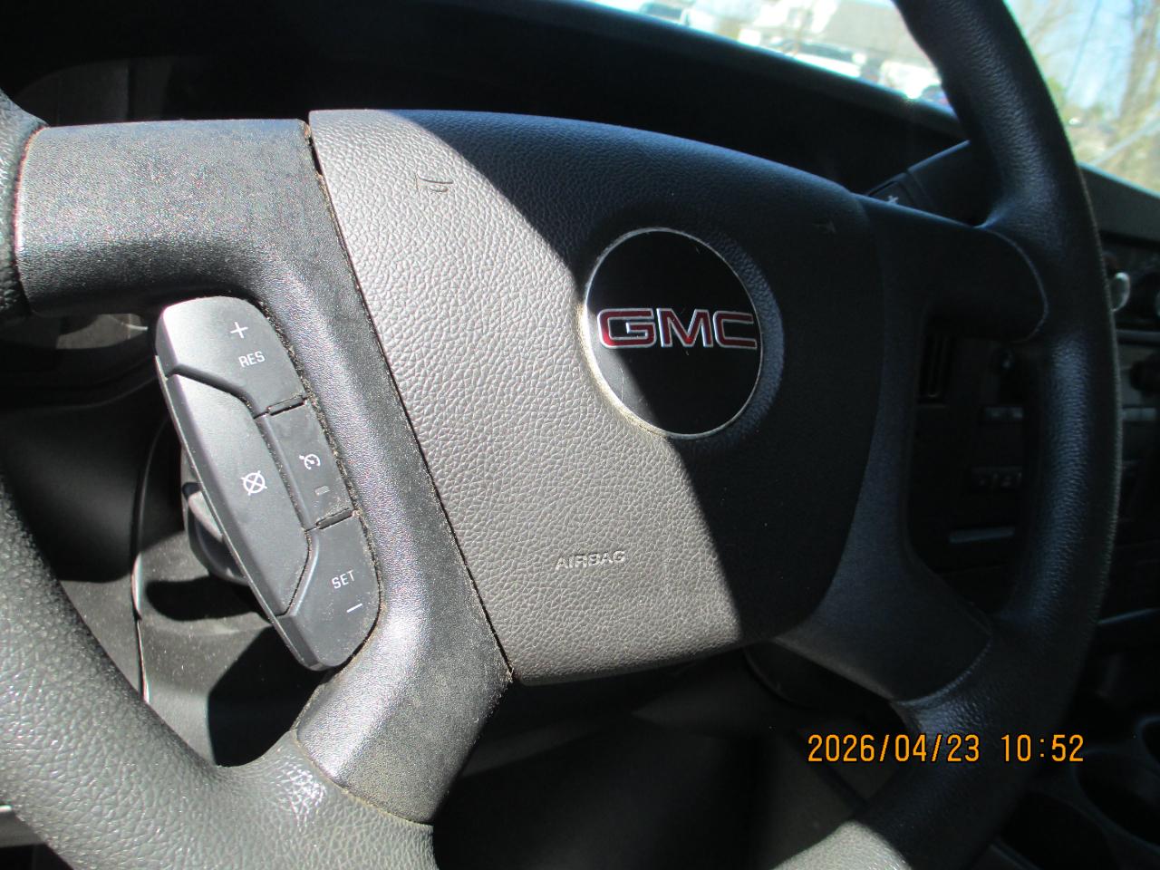 GMC Savana Commercial Cutaway 3500 Van 139" 2020