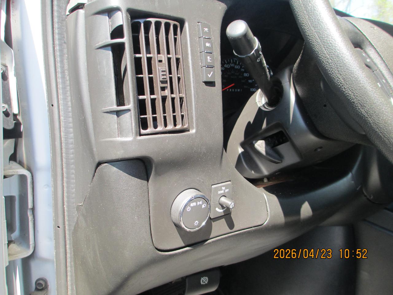 GMC Savana Commercial Cutaway 3500 Van 139" 2020