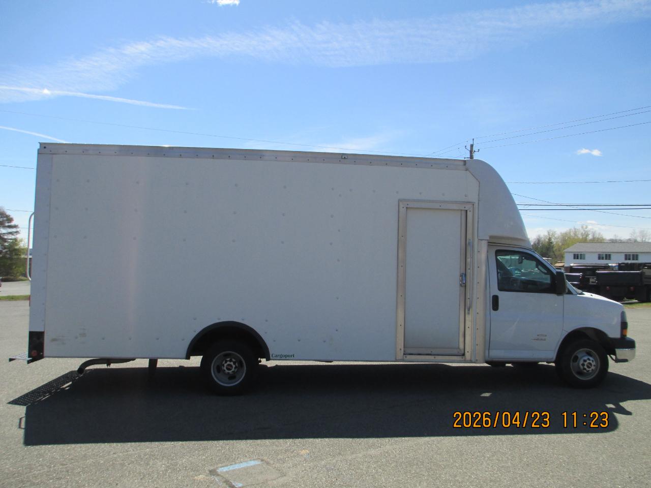 GMC Savana Commercial Cutaway 4500 Van 159" 2022