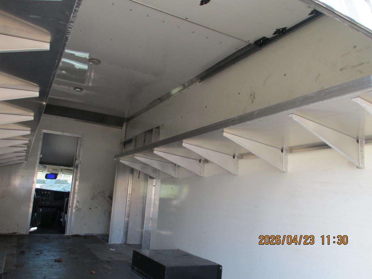 GMC Savana Commercial Cutaway 4500 Van 159" 2022