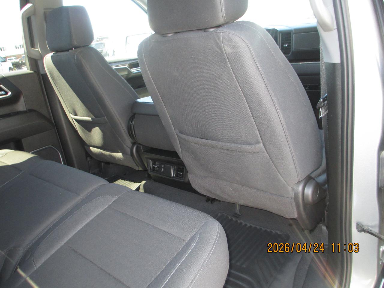 GMC Sierra 1500 4WD Crew Cab 157" SLE 2024