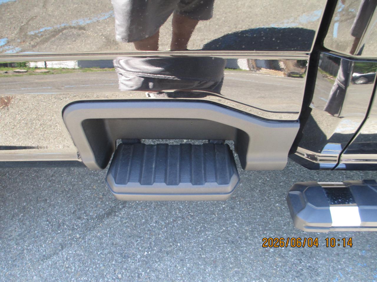 Ford Super Duty F-350 SRW XL 4WD SuperCab 8' Box 2024