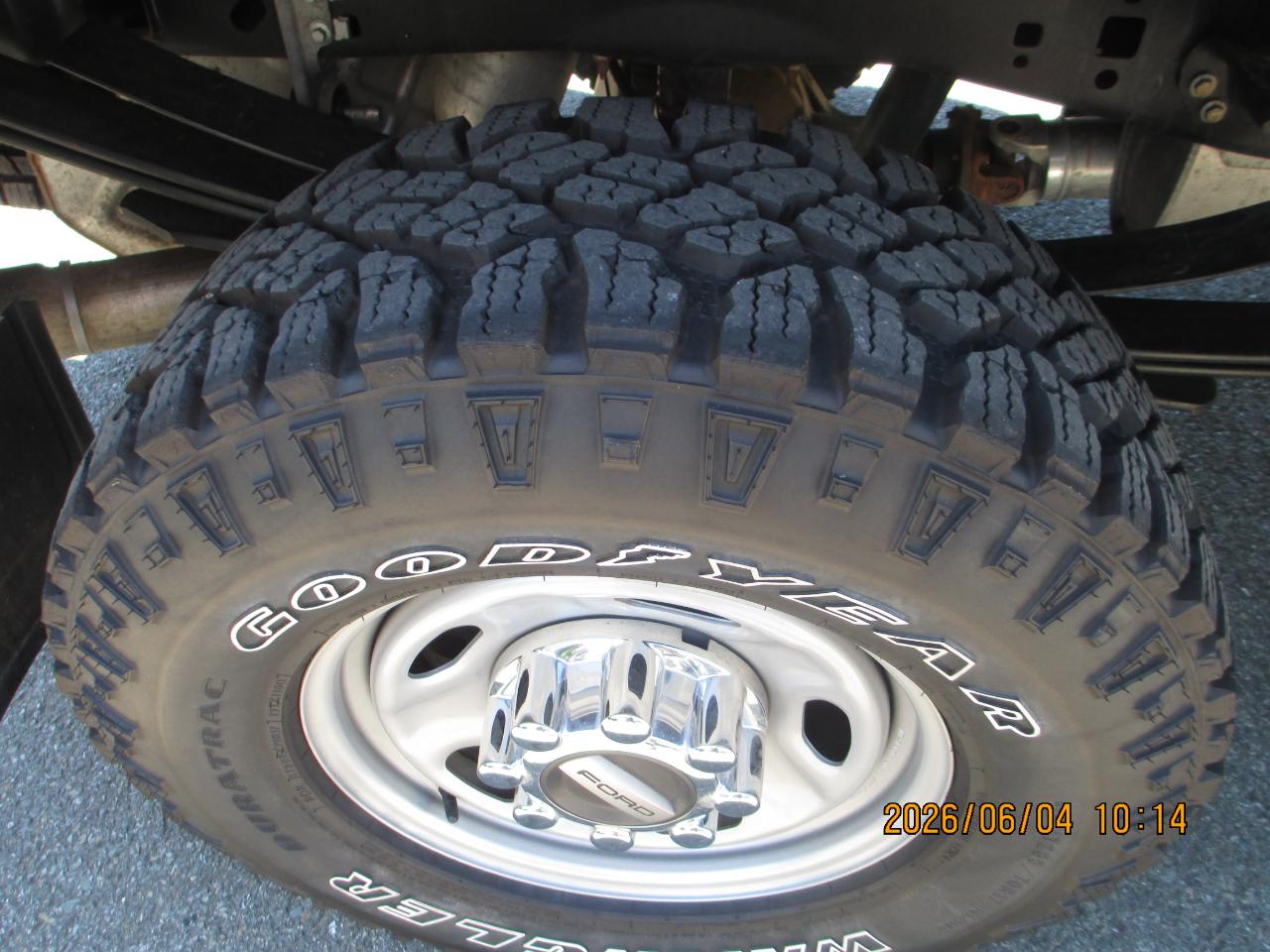 Ford Super Duty F-350 SRW XL 4WD SuperCab 8' Box 2024