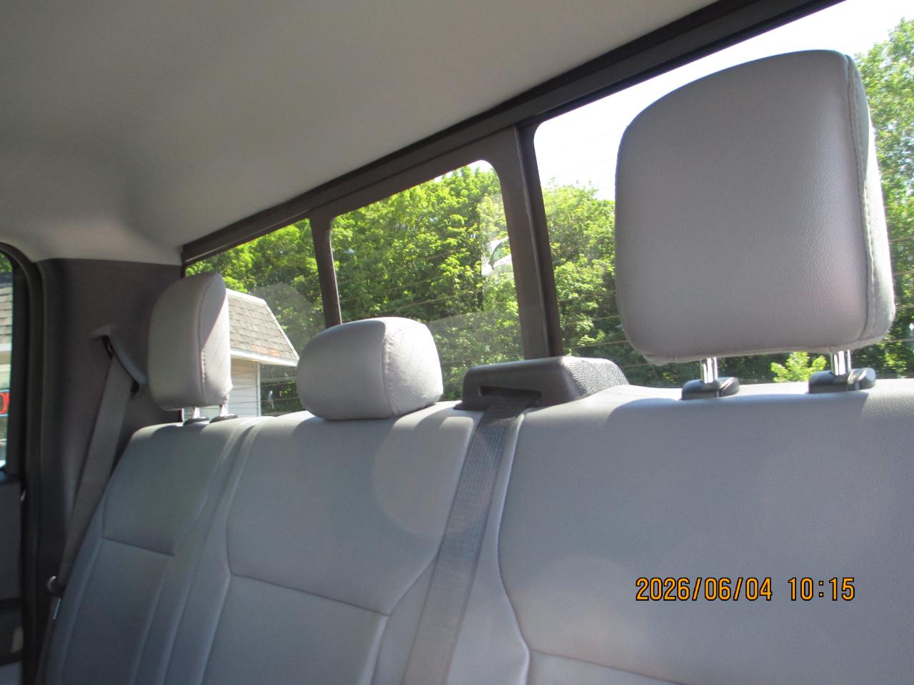 Ford Super Duty F-350 SRW XL 4WD SuperCab 8' Box 2024