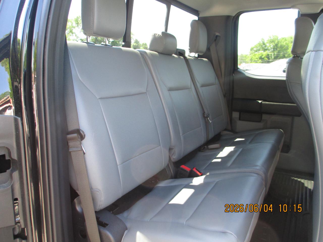 Ford Super Duty F-350 SRW XL 4WD SuperCab 8' Box 2024