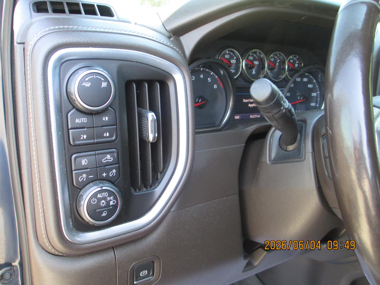 Chevrolet Silverado 1500 4WD Crew Cab 147" RST 2019