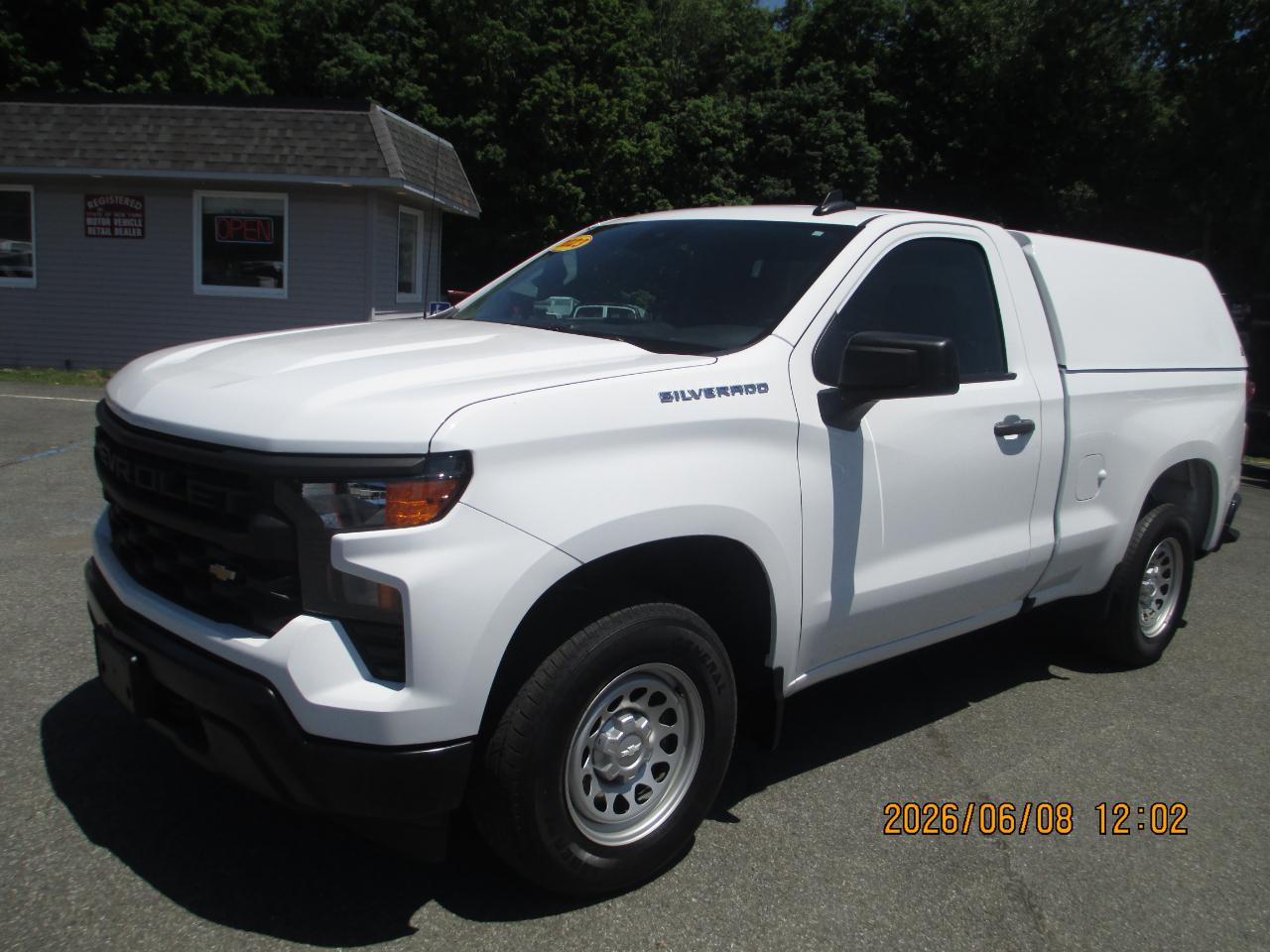 Chevrolet Silverado 1500 2WD Reg Cab 126" Work Truck 2023