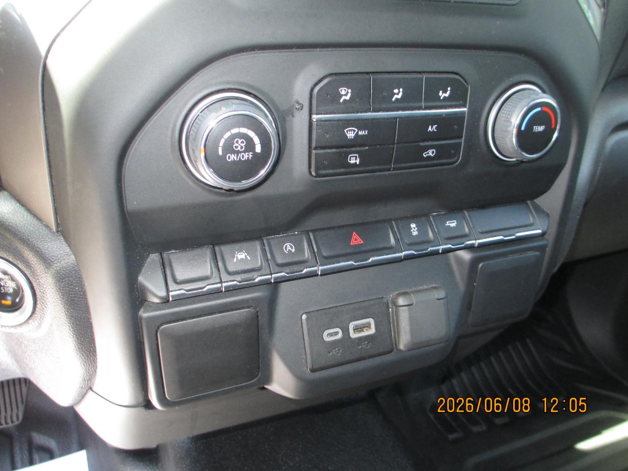 Chevrolet Silverado 1500 2WD Reg Cab 126" Work Truck 2023