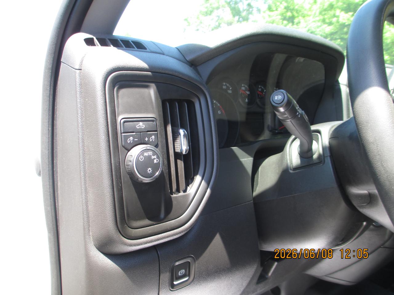 Chevrolet Silverado 1500 2WD Reg Cab 126" Work Truck 2023