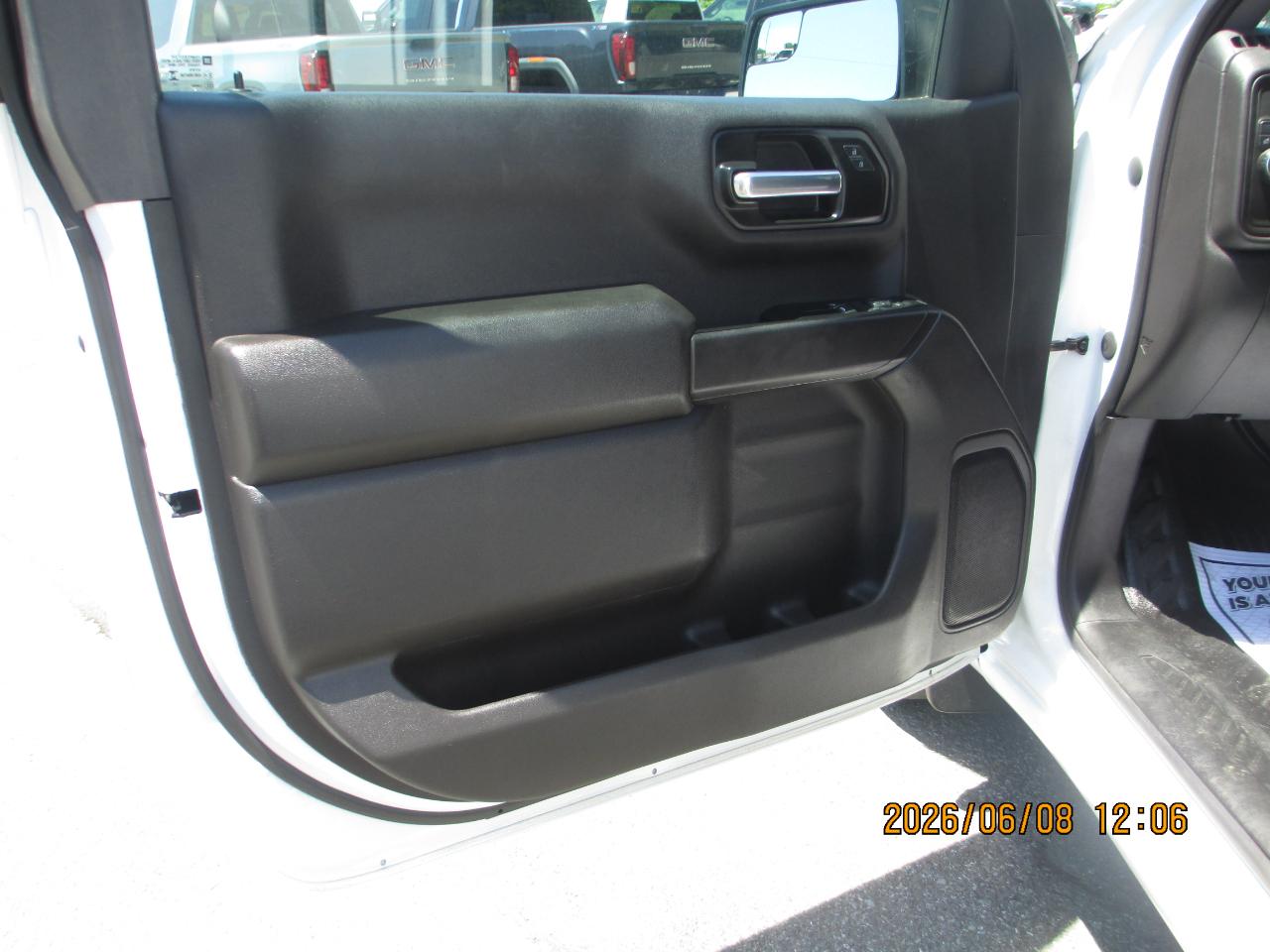Chevrolet Silverado 1500 2WD Reg Cab 126" Work Truck 2023