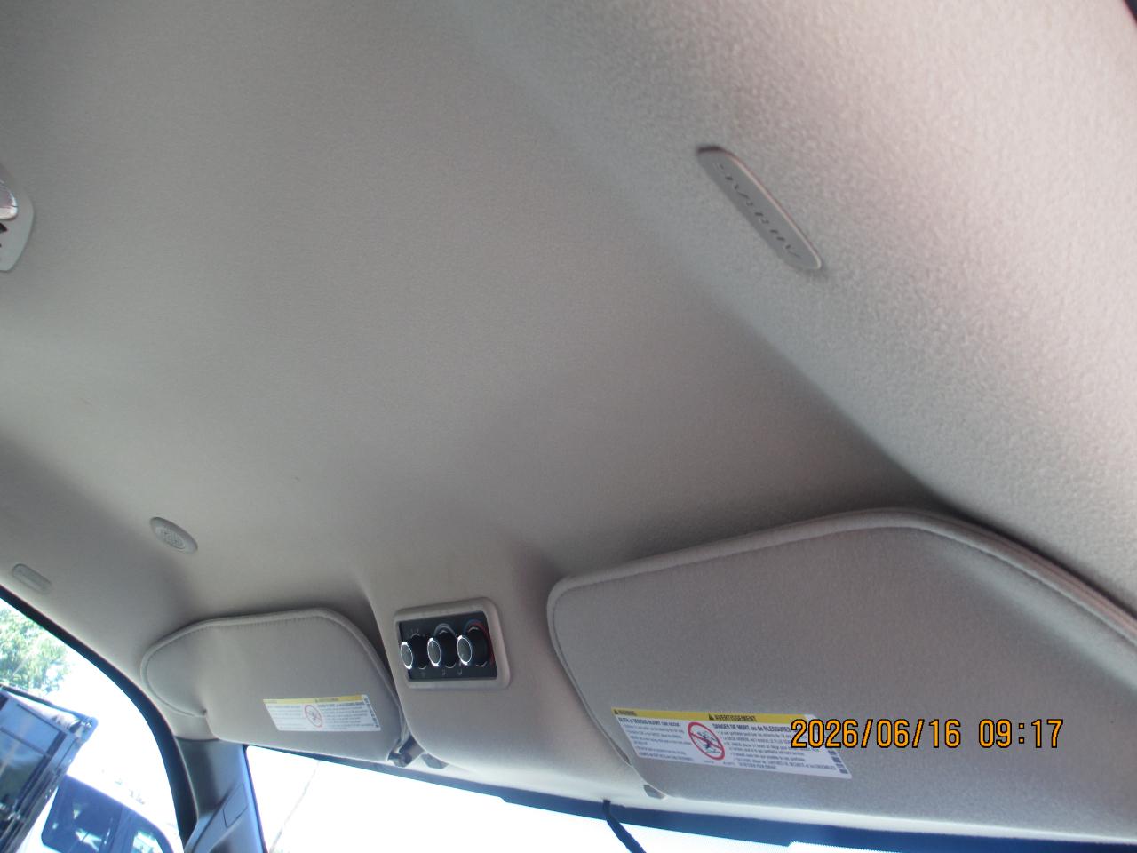 GMC Savana Passenger RWD 3500 155" LS w/1LS 2017