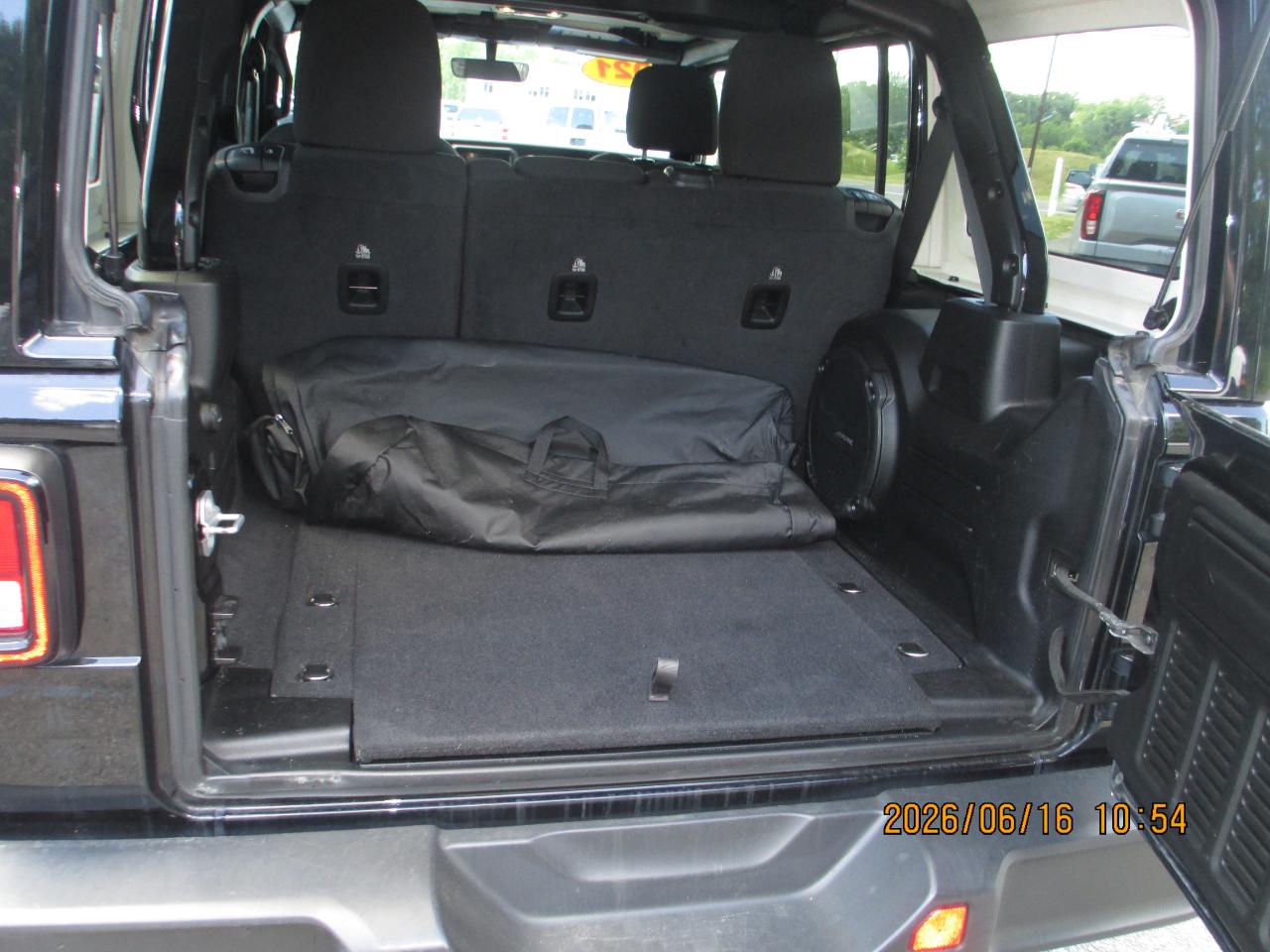 Jeep Wrangler Unlimited Sahara 4x4 2021
