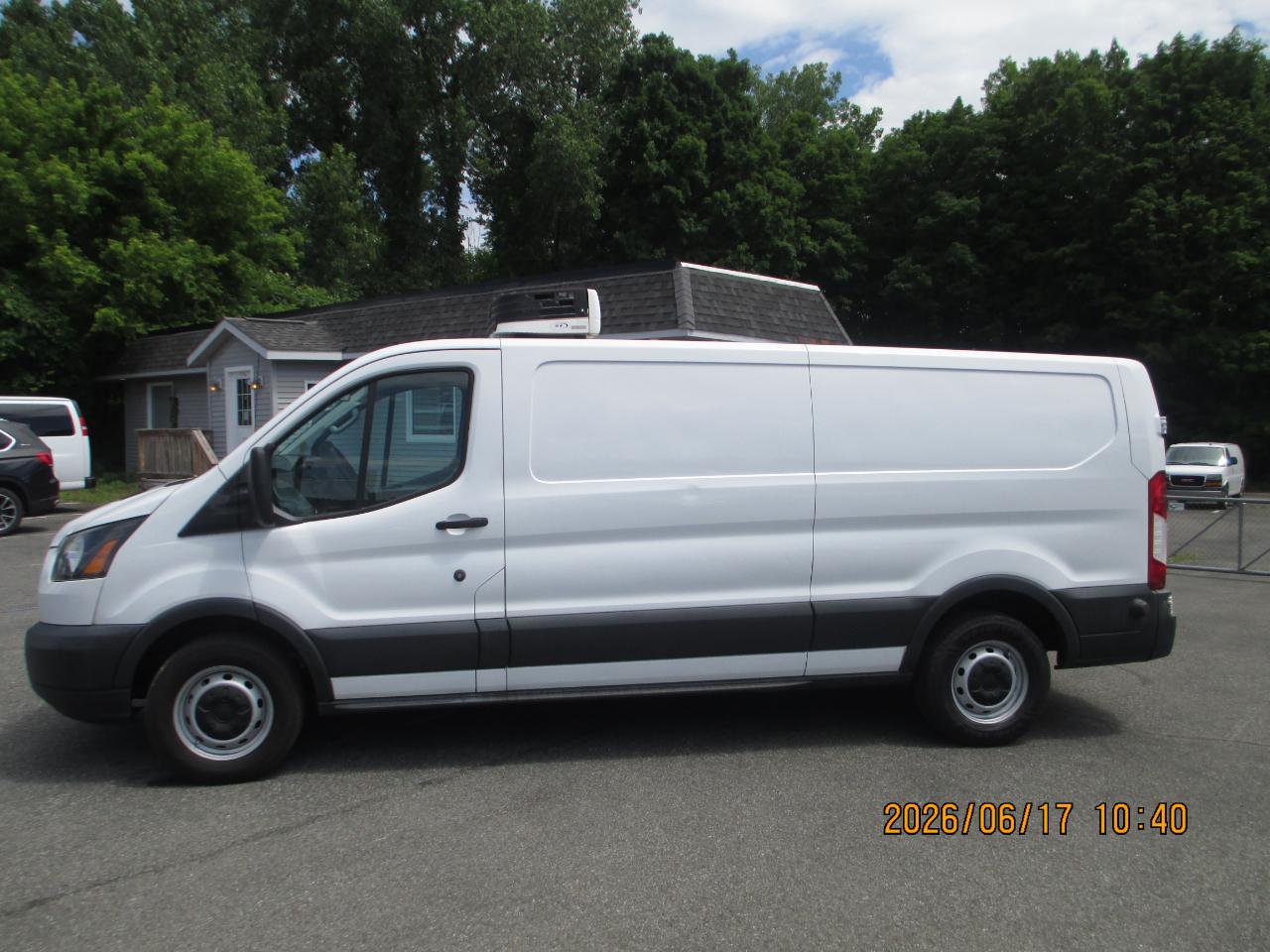 Ford Transit Van T-150 148" Low Rf 8600 GVWR Sliding RH Dr 2017
