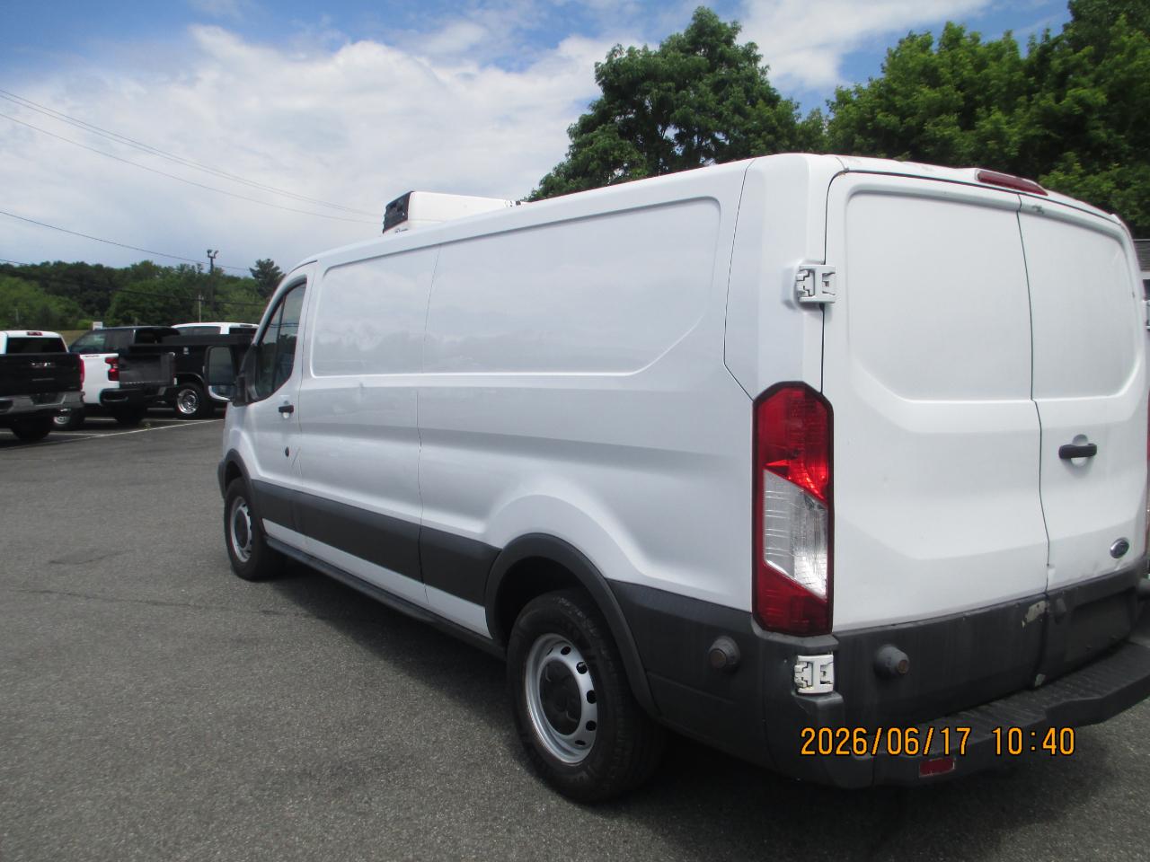 Ford Transit Van T-150 148" Low Rf 8600 GVWR Sliding RH Dr 2017