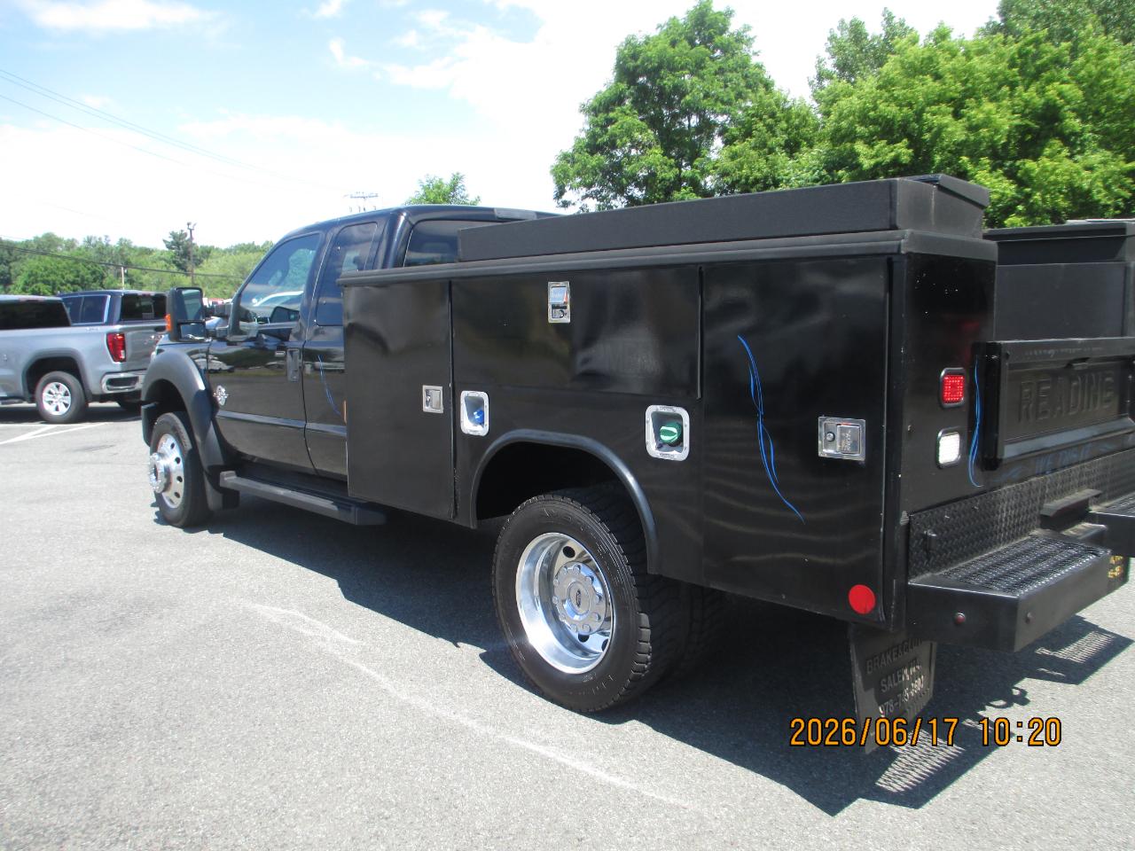 Ford Super Duty F-450 DRW 4WD SuperCab 162" WB 60" CA XLT 2016