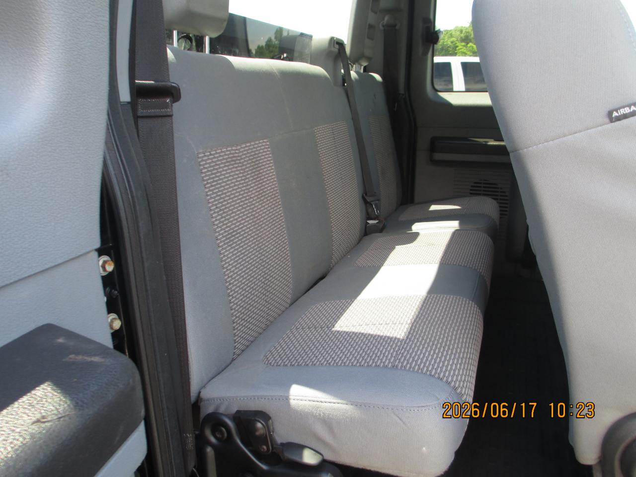 Ford Super Duty F-450 DRW 4WD SuperCab 162" WB 60" CA XLT 2016