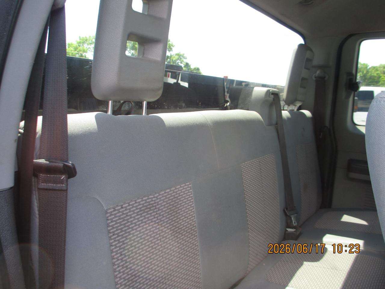 Ford Super Duty F-450 DRW 4WD SuperCab 162" WB 60" CA XLT 2016