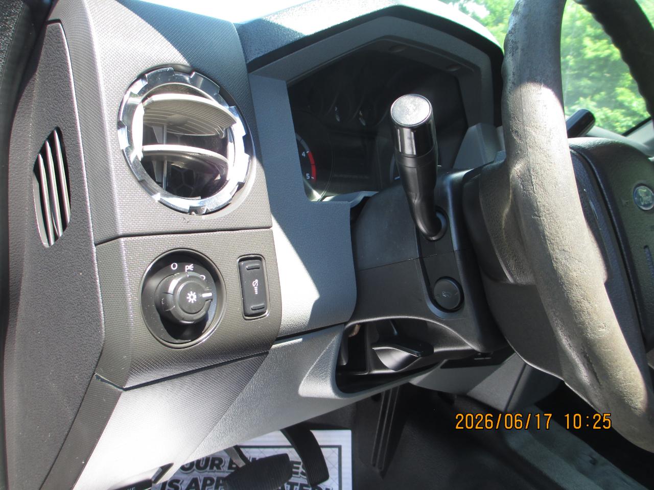 Ford Super Duty F-450 DRW 4WD SuperCab 162" WB 60" CA XLT 2016