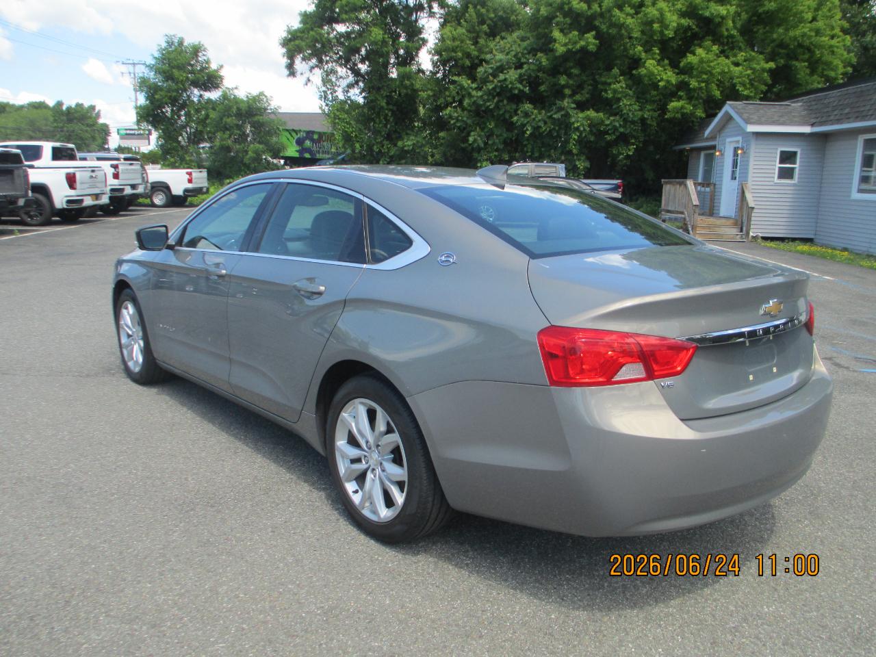 Chevrolet Impala 4dr Sdn LT w/1LT 2017