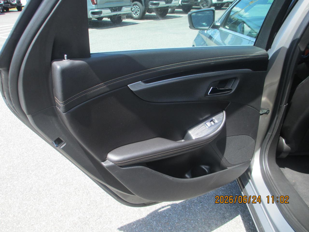 Chevrolet Impala 4dr Sdn LT w/1LT 2017