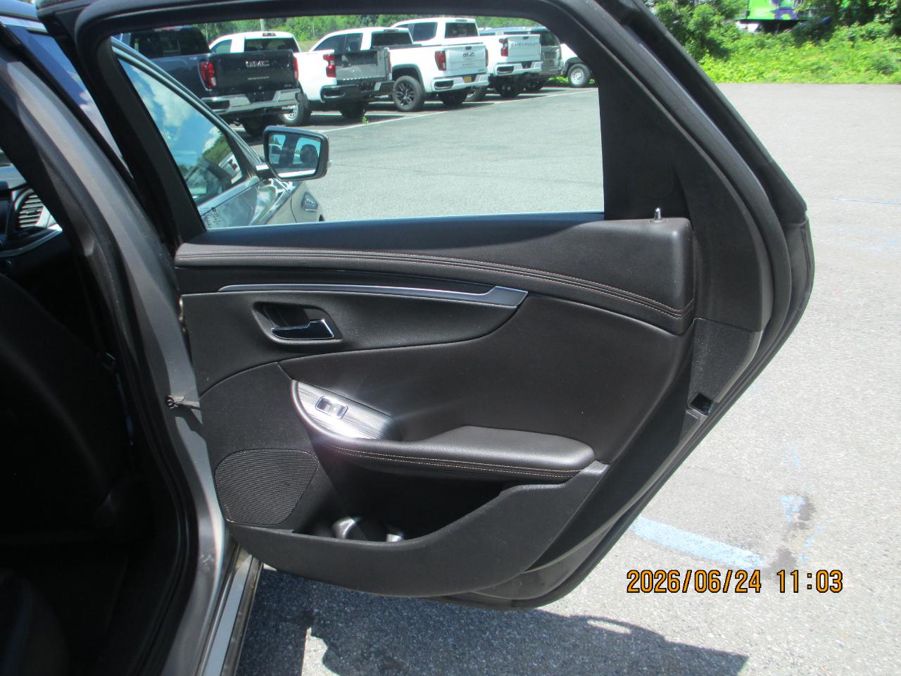 Chevrolet Impala 4dr Sdn LT w/1LT 2017