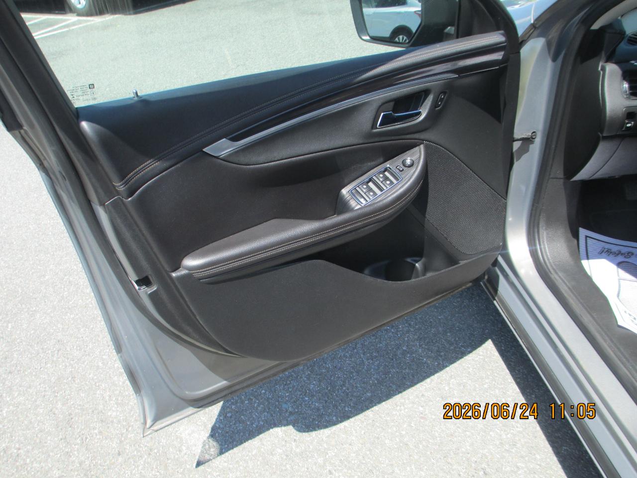 Chevrolet Impala 4dr Sdn LT w/1LT 2017