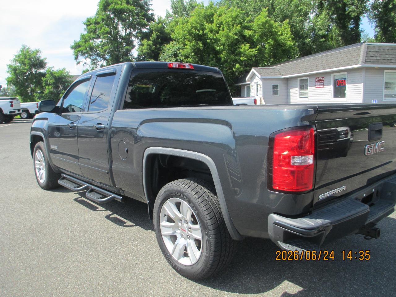 GMC Sierra 1500 2WD Double Cab 143.5" 2017
