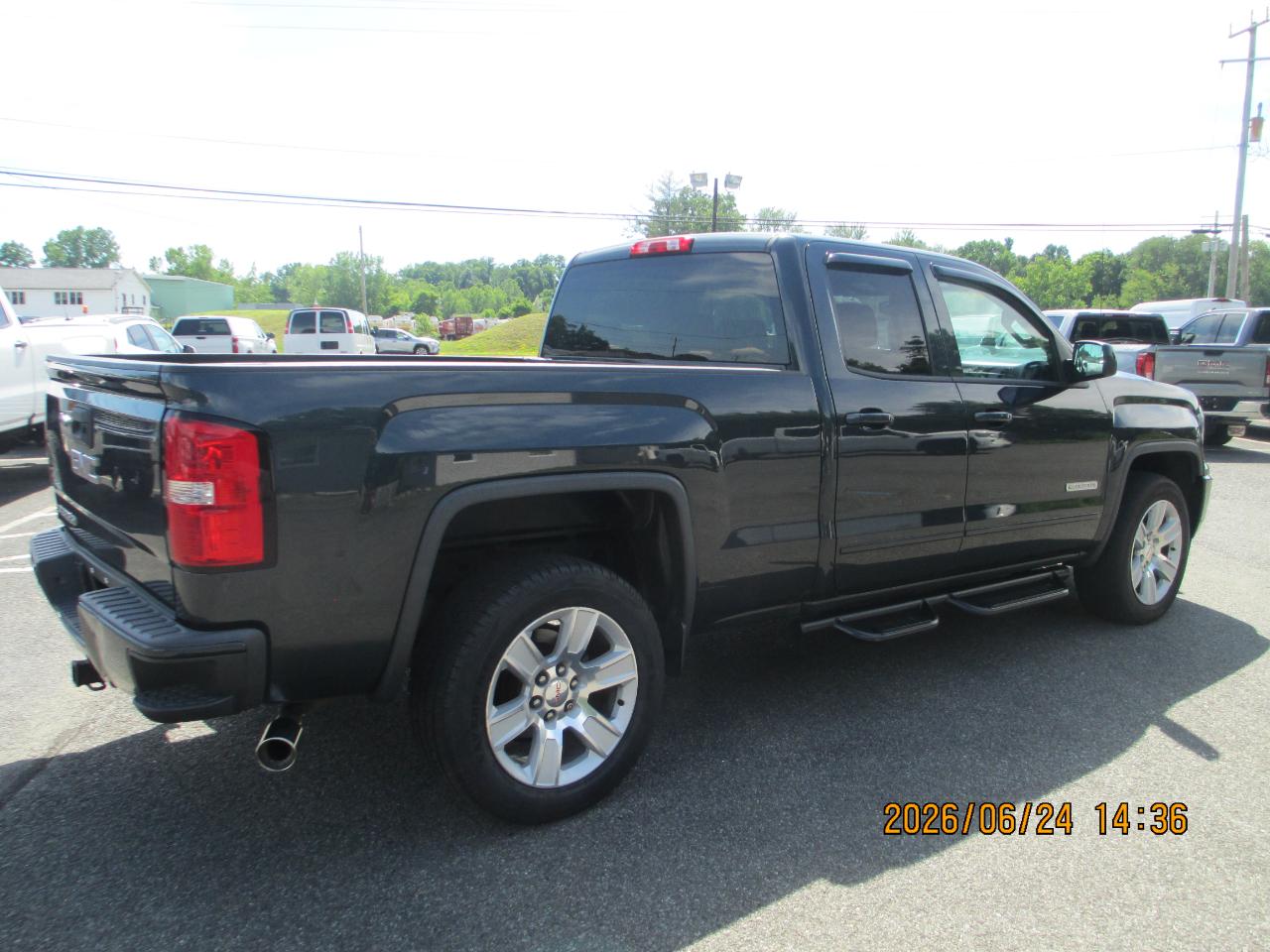 GMC Sierra 1500 2WD Double Cab 143.5" 2017