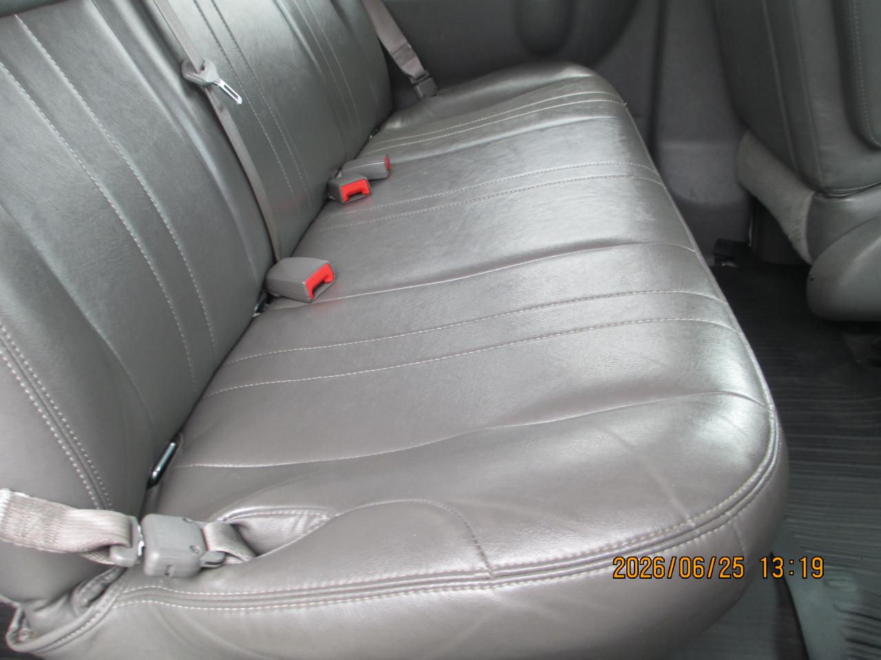 Chevrolet Express Passenger RWD 3500 155" LS 2022