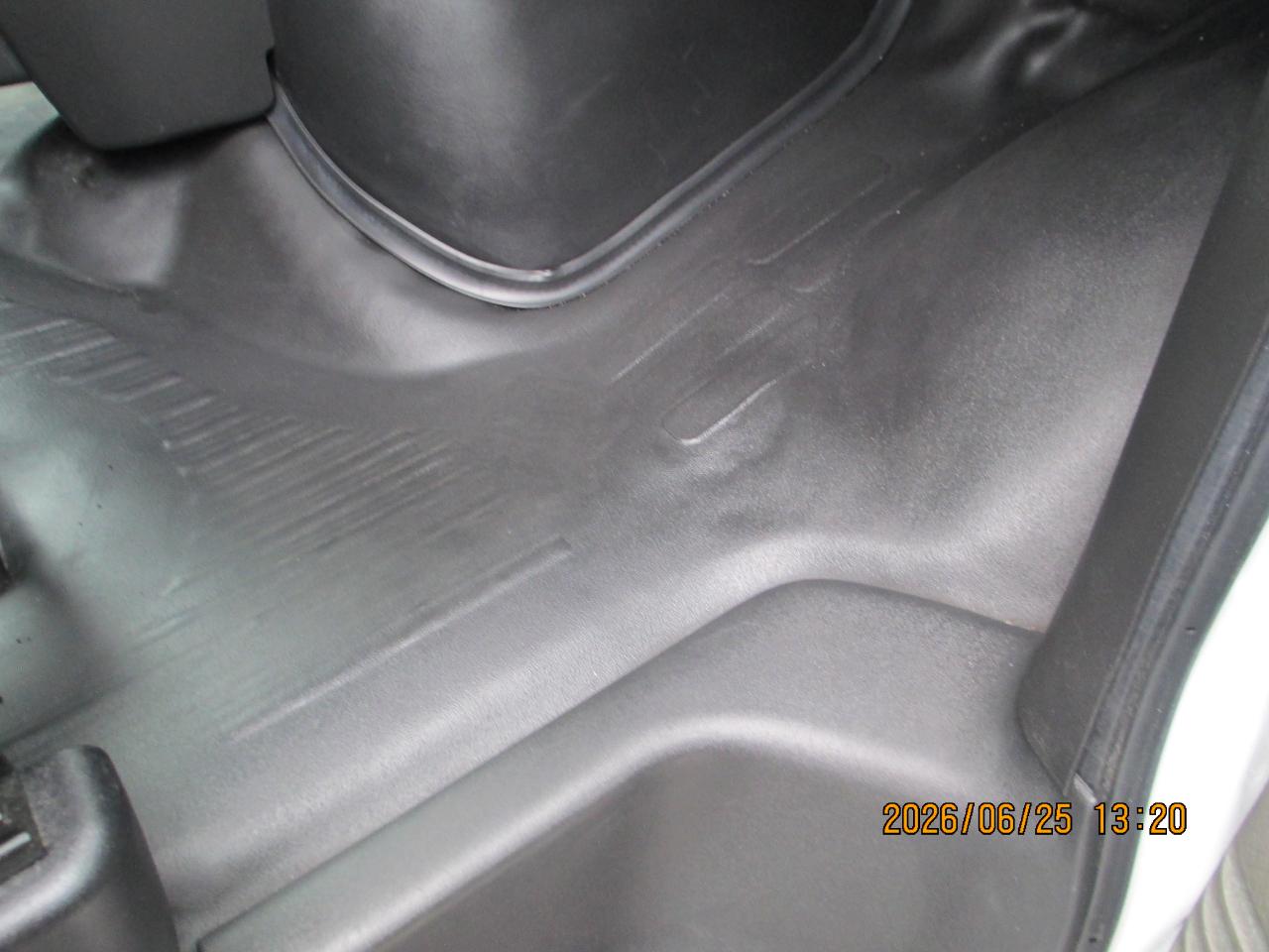 Chevrolet Express Passenger RWD 3500 155" LS 2022